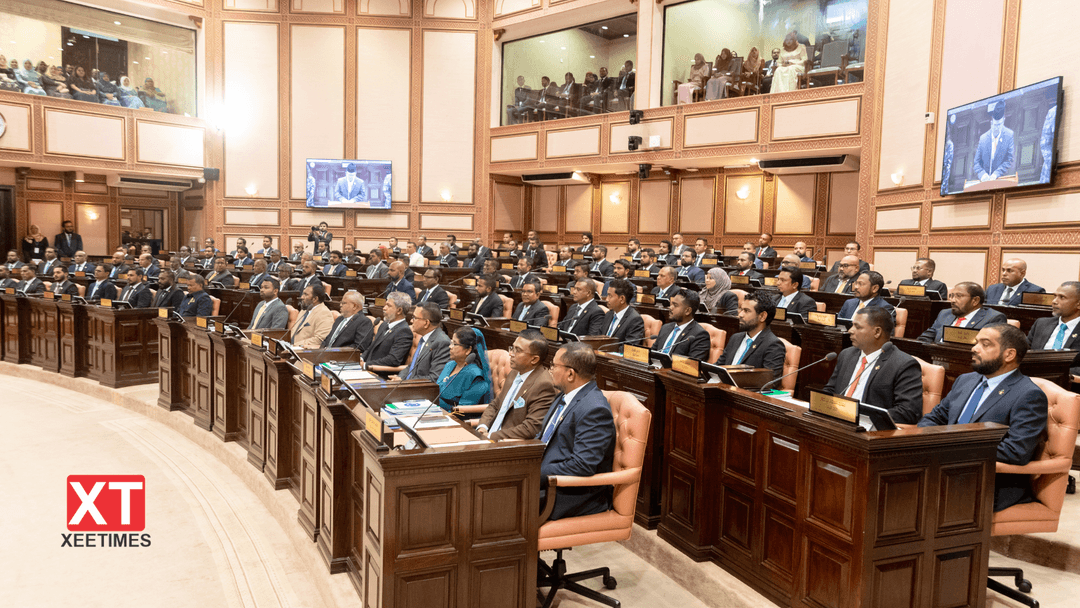 ފޮޓޯ: 20 ވަނަ ރައްޔިތުންގެ މަޖިލީހުގެ މެންބަރުން މެންބަރުކަމުގެ ހުވާކުރެއްވުން