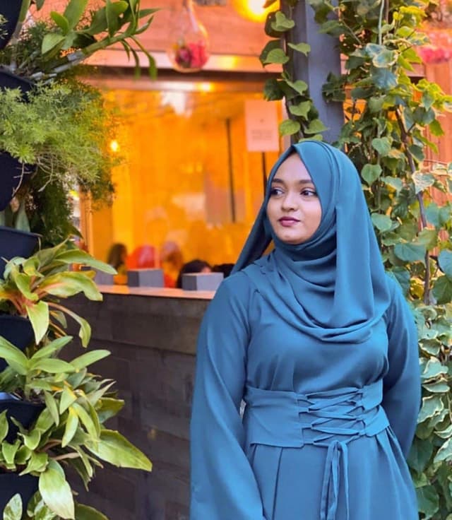 ޝިފޫ: ކުރިއަރަމުން އަންނަ ފެހުންތެރިއެއް