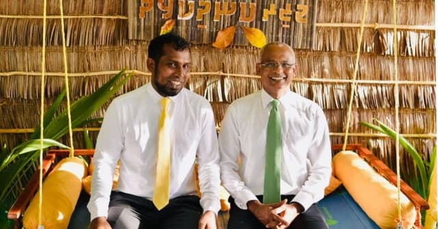 ފުރަތަމަ މުދައްރިސެއް، ފަހުން ކަނޑުމައްޗަށް، މިހާރު ކައުންސިލްގެ ރައީސް!