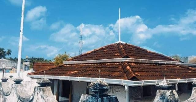 ޢަލީ ތަކުރުފާނުގެ ޒިޔާރަތް: އިސްތަށިފުޅު ހިފައިގެން ދިޔައިރު ހަށިކޮޅު އޮތްތަން