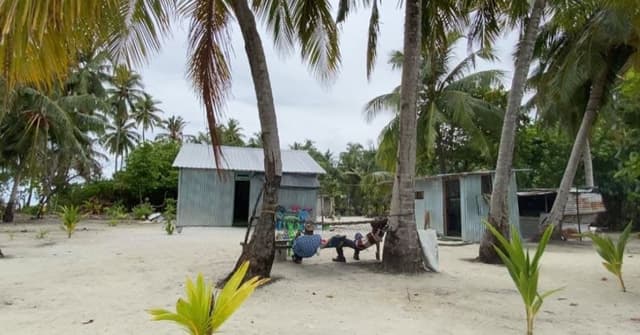 ވީޑިއޯ ރިޕޯޓް ހުވަދުއަތޮޅު ބަހުރުވައިން: ޕިކްނިކަޓެ އެޔަންނަޓެ އެކެލޮންޑާ ވަރެކެނެތި!