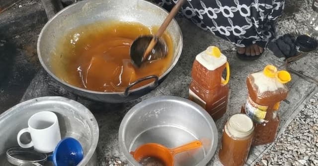 ވީޑިއޯ: ދިވެހި ހަކުރު ތައްޔާރުކުރުން