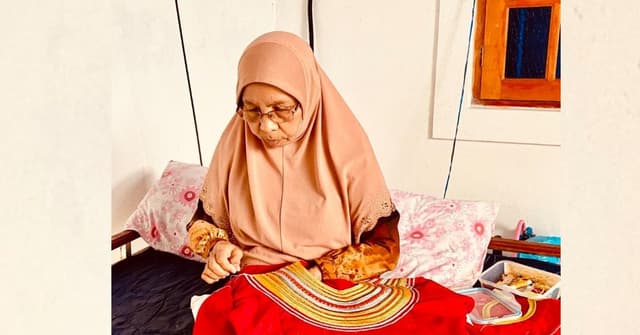 ފާތިމަތުދީދީގެ ކަސަބު ލިބާހުގެ ޖާދޫގައި ގިނަބަޔަކު!