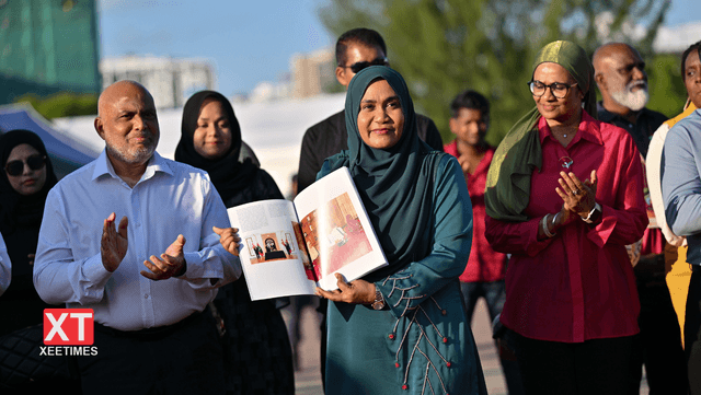 ފޮޓޯ: ރައީސުލްޖުމްހޫރިއްޔާގެ އަނބިކަނބަލުން ވަރަ އެކްސްޕޯ 2025 އިފުތިތާހުކުރެއްވުން